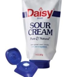 Aptar Food + Beverage Named Supplier of the Year for Daisy Brand Sour Cream
