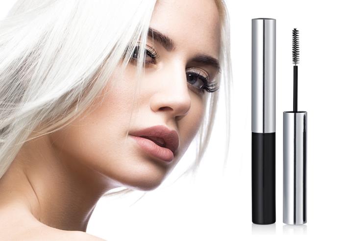 The Super Slim Mascara is ideal for defined lash application