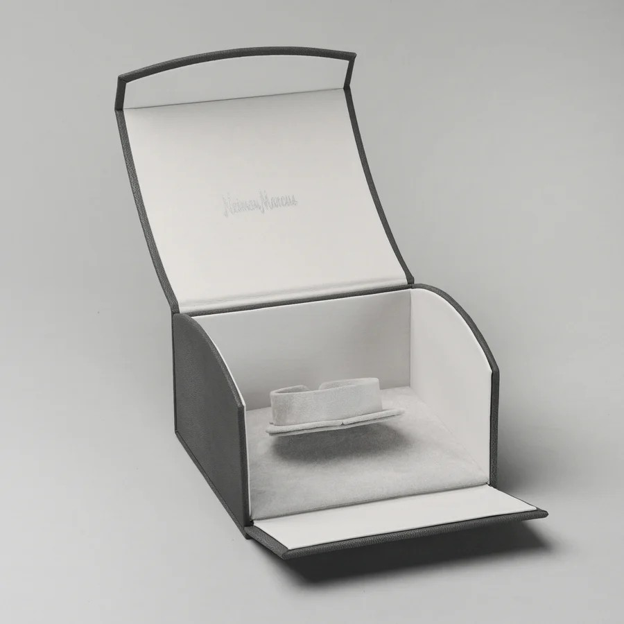 Toulon Bracelet Cuff Box