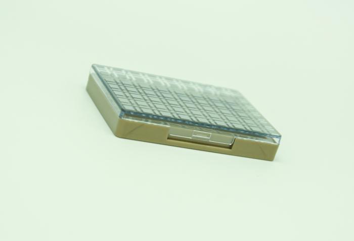  Libo releases the "Stripes" line of compacts
