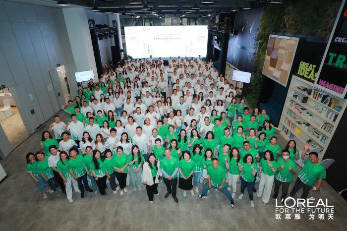 SHP Crowned as LOréal North Asias Sole Award-Winning Packaging Supplier! Claims Top Honor