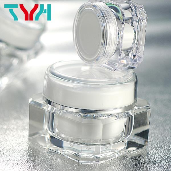 DM : Octagon Shape Cosmetic Jar