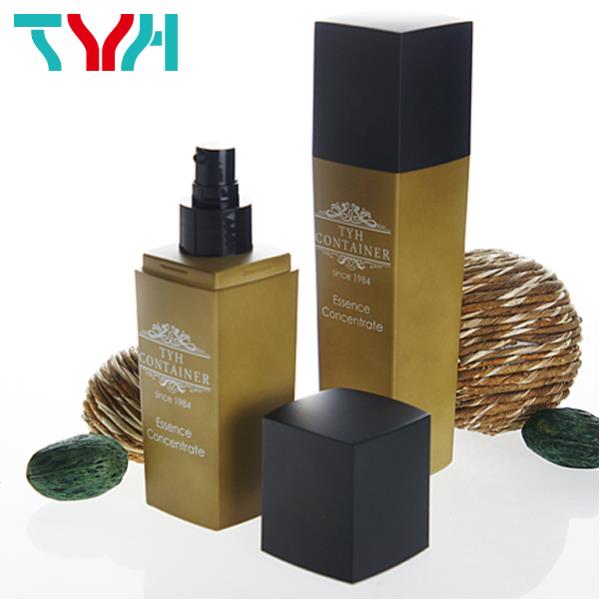 GR : Square Shape Cosmetic Bottle with Cap