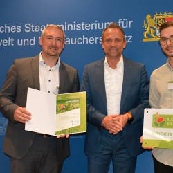 GEKA receives the Blühender Betrieb Blooming Business award