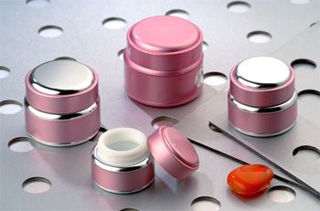 New jars boast aluminium shells and highly compatible interiors