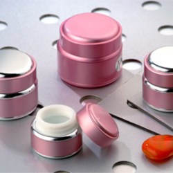 New jars boast aluminium shells and highly compatible interiors