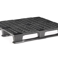 Industrial Pallet with Runners