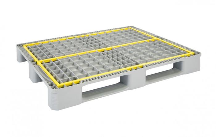 Reinforced Hygienic Industrial Pallet with 3 Runners