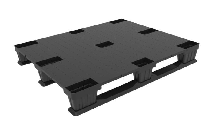 Closed Intermediate Industrial Pallet with Runners
