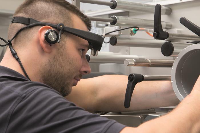 Smart glasses for better visibility