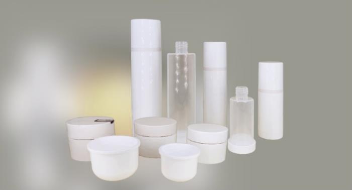 Refill cosmetic packaging range