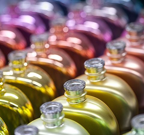 METALIGHT technology : give glass bottles the appearance of any metal or metallic effect.