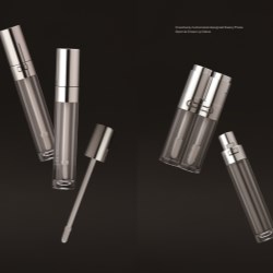 Lip Gloss - press open & Close