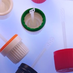 Closures with application spatulas