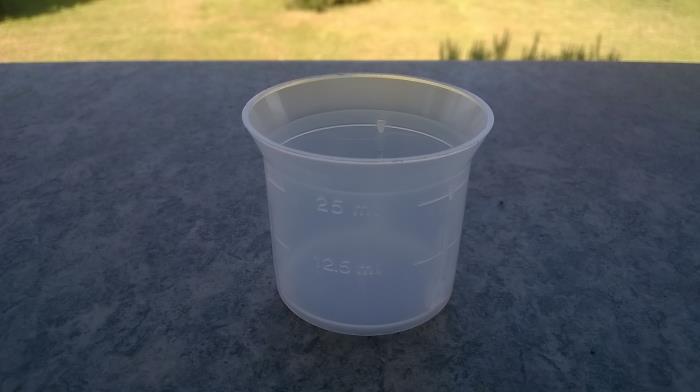 Measuring cup with notches 12,5-25 ml