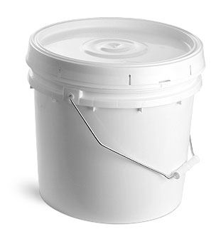 3.5 gal w/ Cover, No Spout White Plastic Pails w/ Solid Covers