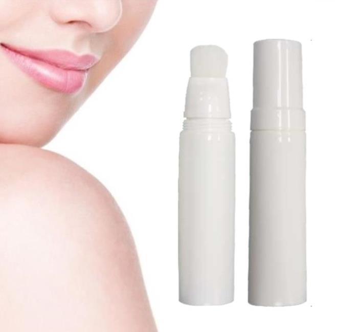 Get It Covered With The Foundation Tube and Brush