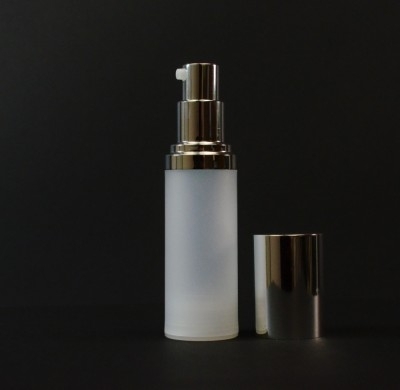 30 ml Airless Frosted Bottle Shiny Silver Pump and Hood PP_1050303201