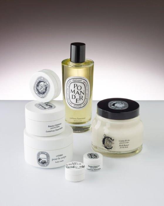 Cosmetic bottle and jar packaging in glass and bakelite