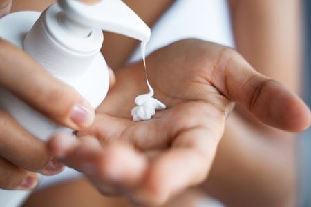 Considerations for Selecting a Cosmetic Packaging Container