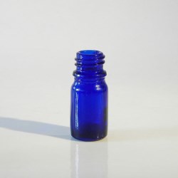 Blue e-liquid dropper bottles