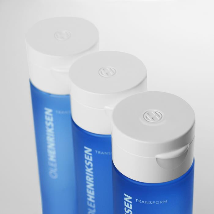 Matte PET bottles & textured molding flip-top caps for OLE HENRIKSEN Skincare