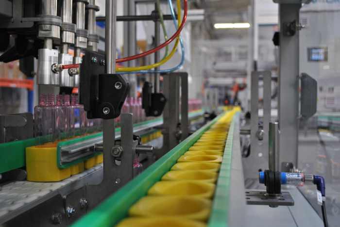 New puck lines for packaging automation, all bottles’ shapes conveyed with guarantee
