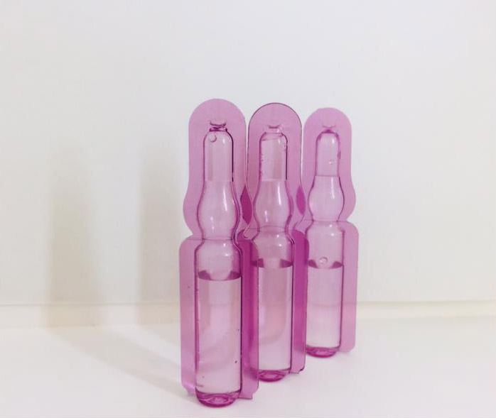Serum packaging for face treatment