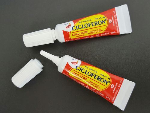 First childproof nozzle tube for Laboratoires Liomont