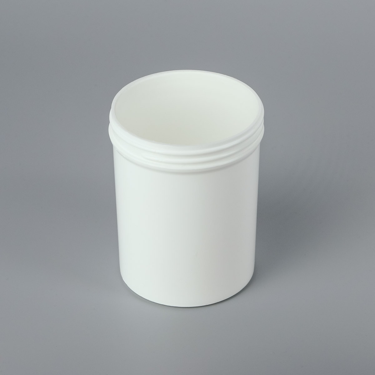 70mm Seven Ounce Plastic Jar 112070LR