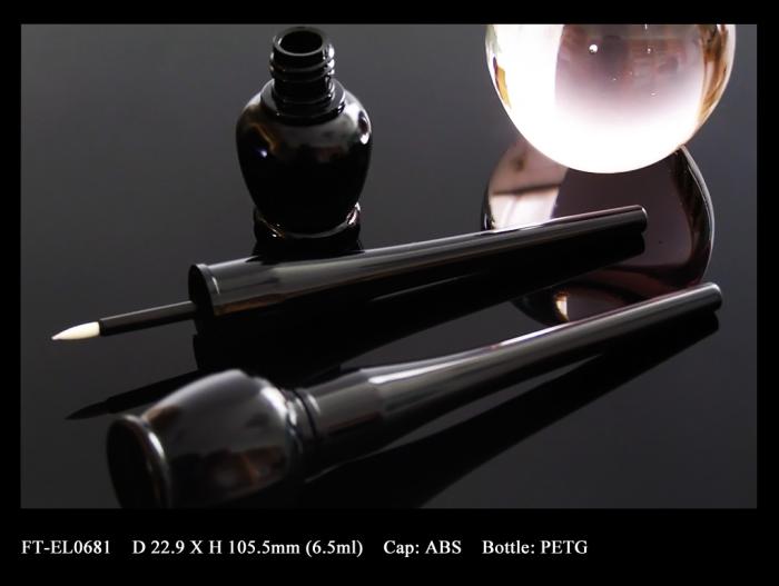 Eyeliner Bottle: FT-EL0681