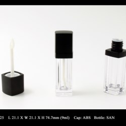 Lip Gloss Bottle: FT-LG1225