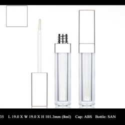 Lip Gloss Bottle: FT-LG1335