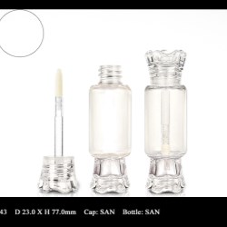 Lip Gloss Bottle: FT-LG1343