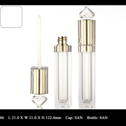 Lip Gloss Bottle: FT-LG1346