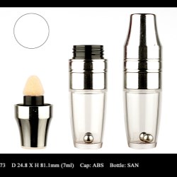 Lip Gloss Bottle: FT-LG1373