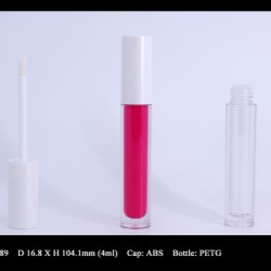 Lip Gloss Bottle: FT-LG1589