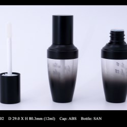 Lip Gloss Bottle: FT-LG1602
