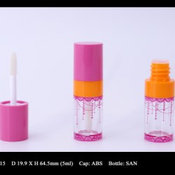Lip Gloss Bottle: FT-LG1615