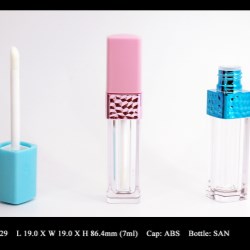 Lip Gloss Bottle: FT-LG1629
