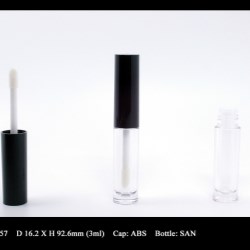 Lip Gloss Bottle: FT-LG1657