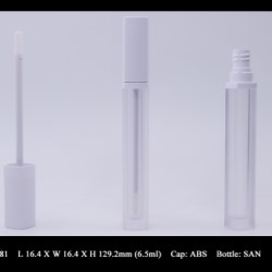 Lip Gloss Bottle: FT-LG1681