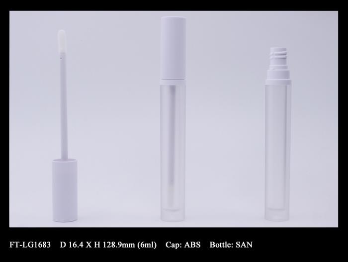 Lip Gloss Bottle: FT-LG1683