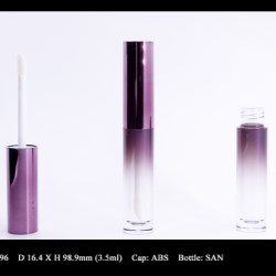 Lip Gloss Bottle: FT-LG1696