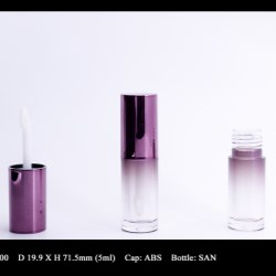 Lip Gloss Bottle: FT-LG1700