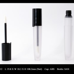 Lip Gloss Bottle: FT-LG1712