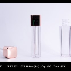 Lip Gloss Bottle: FT-LG1715