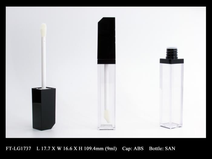 Lip Gloss Bottle: FT-LG1737