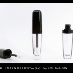 Lip Gloss Bottle: FT-LG1740