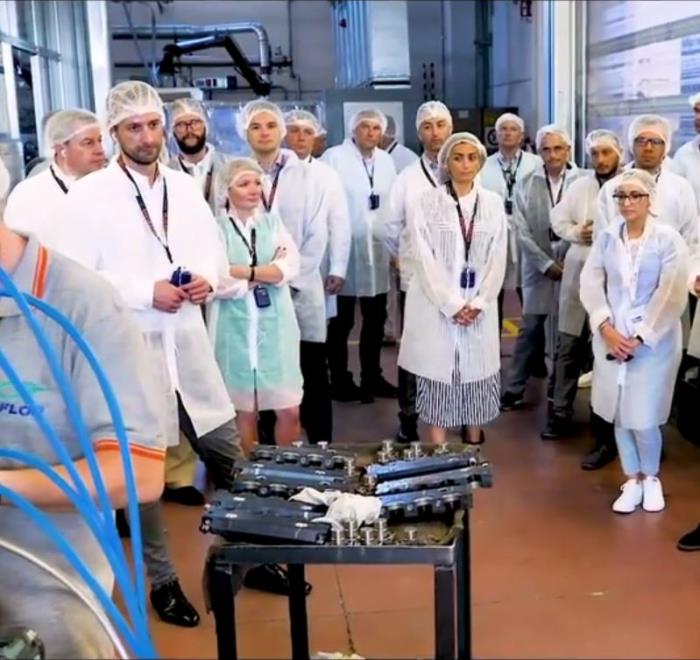 Agents and distributors are welcomed to Giflor's headquarters